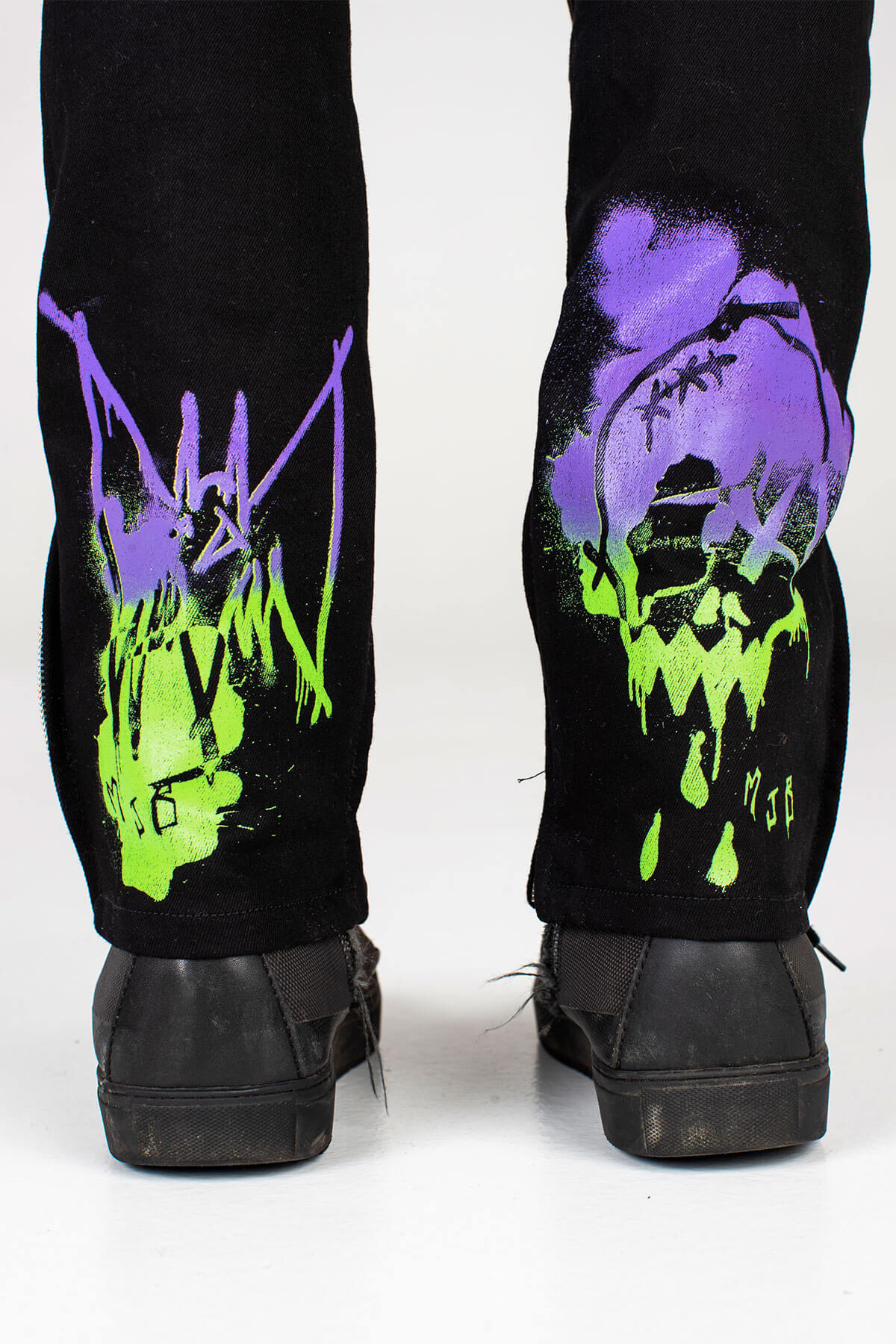 CRIXUS JEANS – SPRAY PAINT ART - BOTTOM - MJB