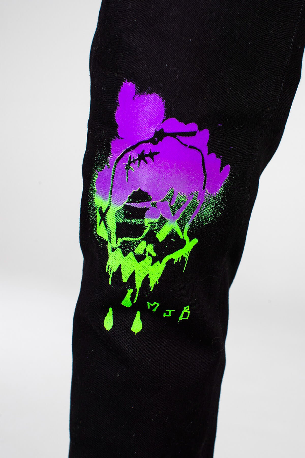 CRIXUS JEANS – SPRAY PAINT ART - BOTTOM - MJB